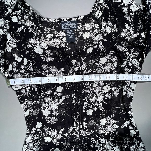 Angie Tunic Black/Flowers Laces up the Front Slits on the Sides/Front Size Small - Picture 11 of 16